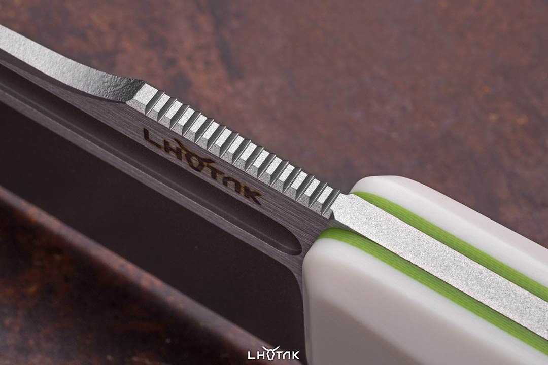 RL4_OutDoor_ElforynBoxElder_08.jpg
